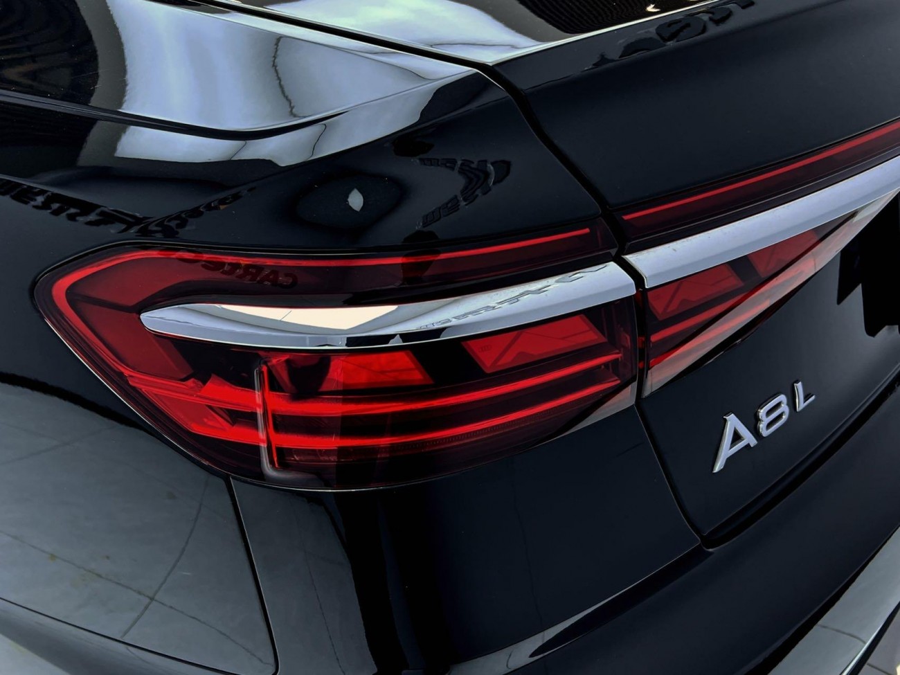 Audi A8L 50 TFSI 2023