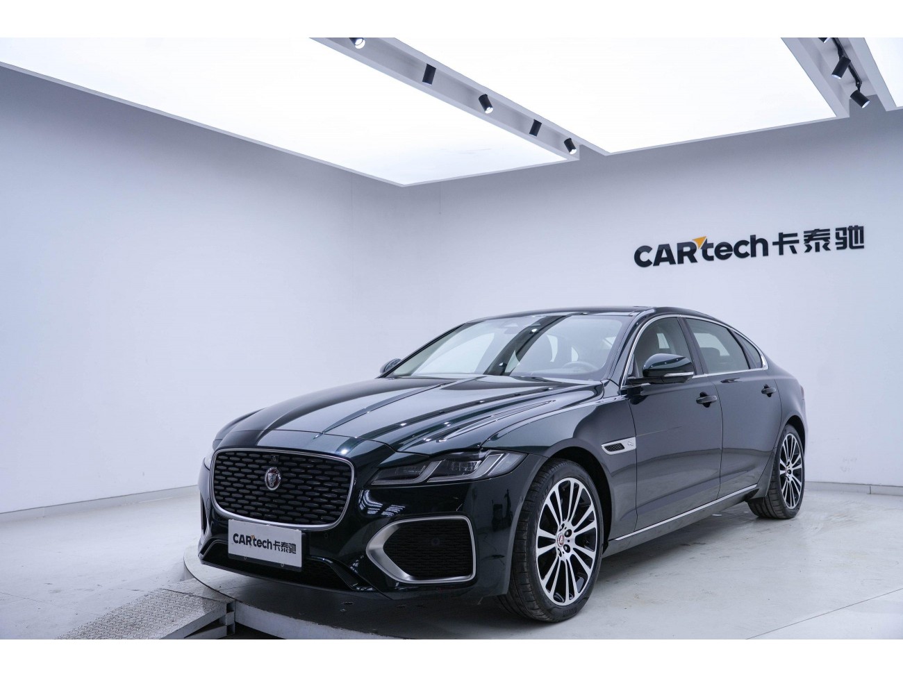 Jaguar XFL 2024