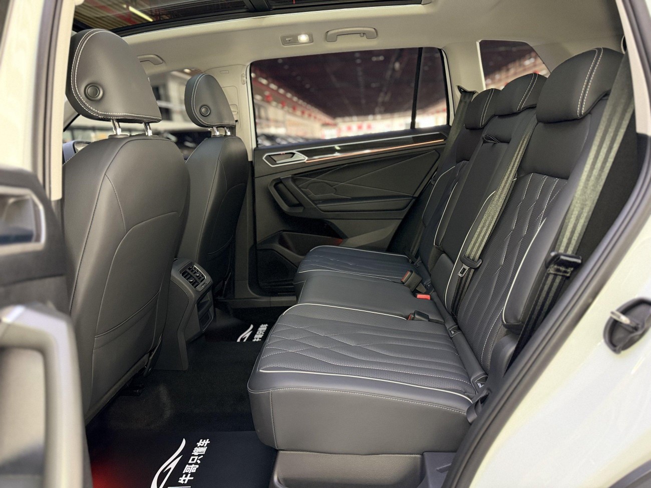 Volkswagen Tiguan L 2023