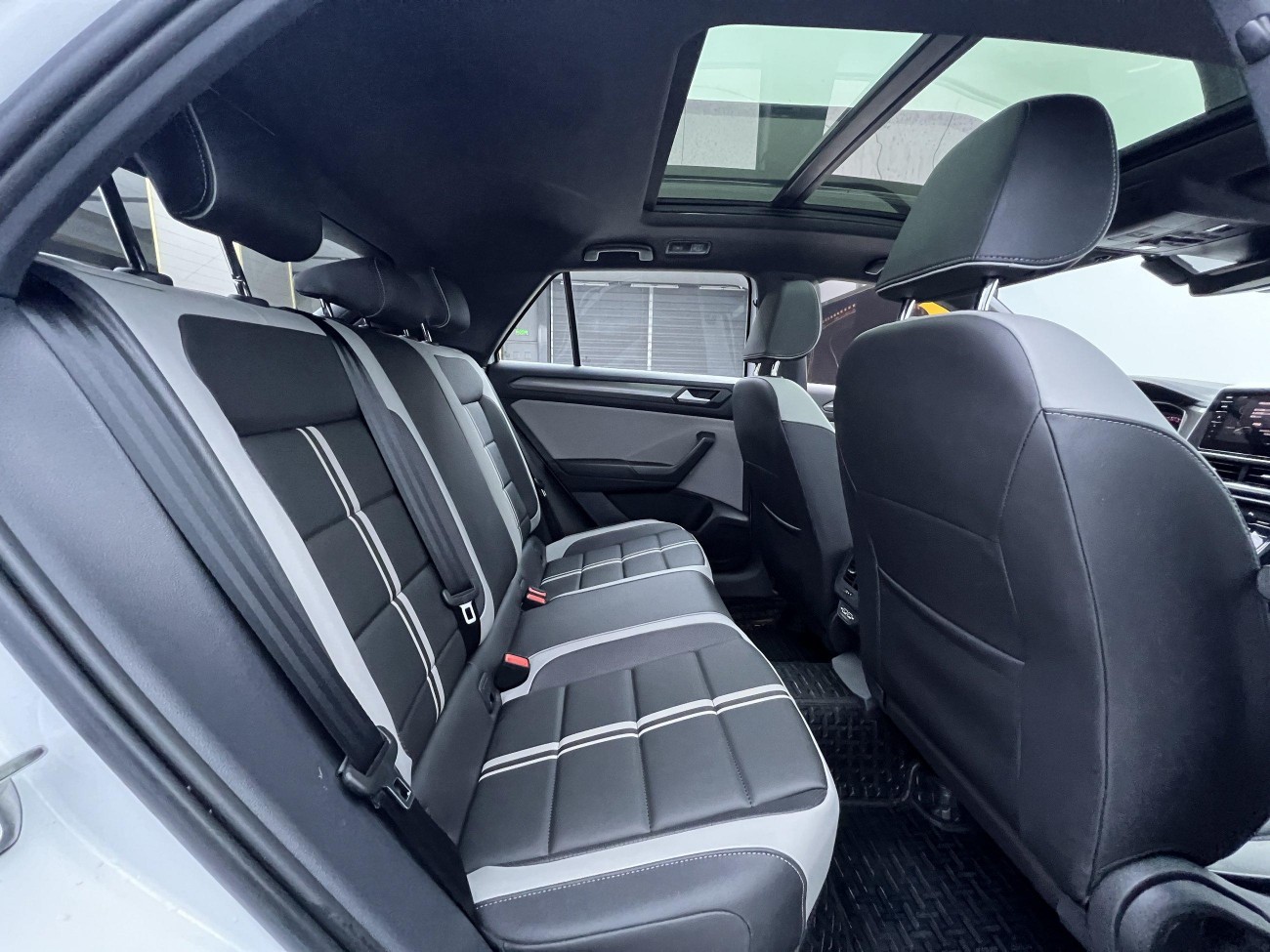 Volkswagen T-ROC 2025