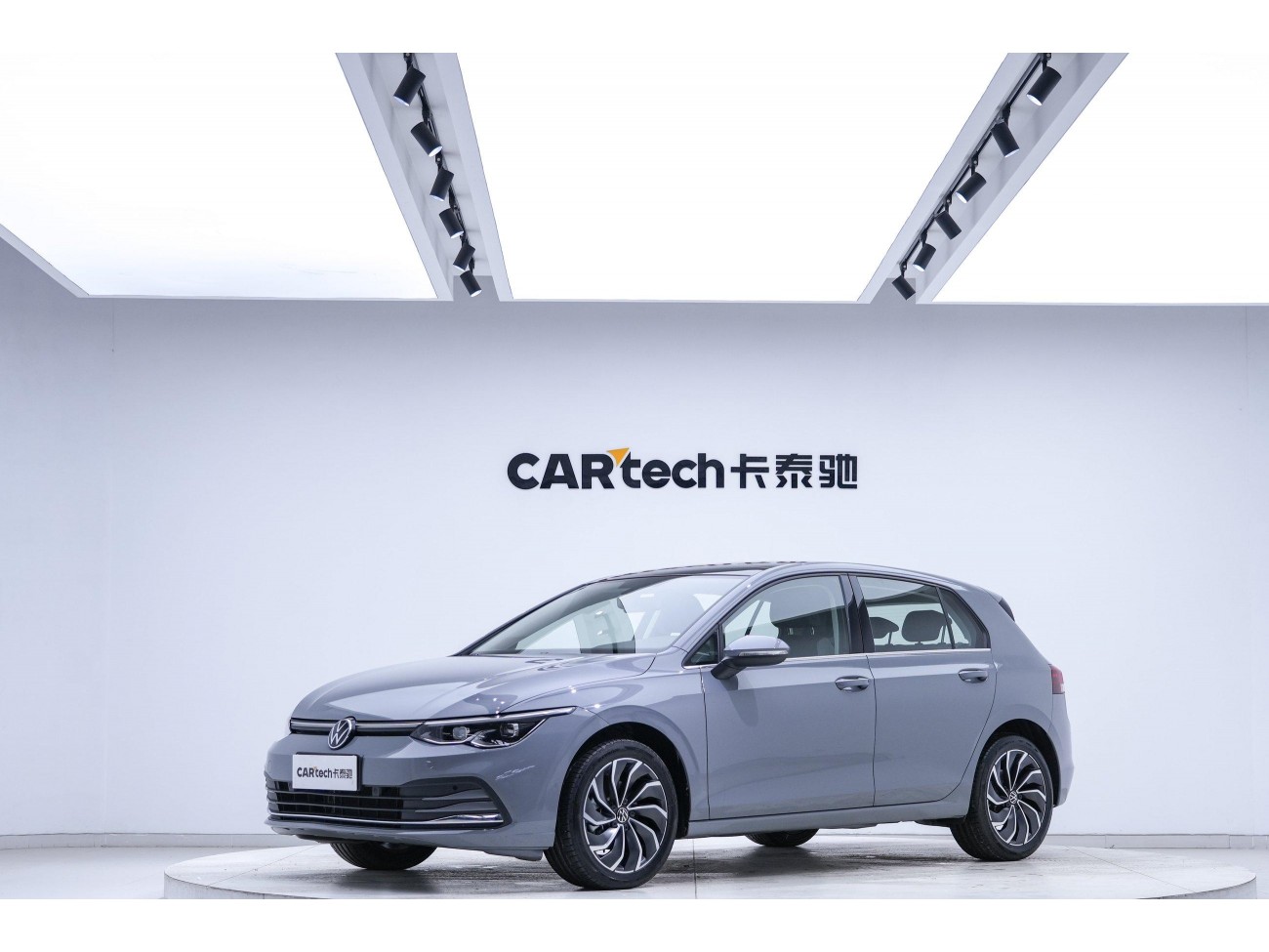 Volkswagen Golf 2025