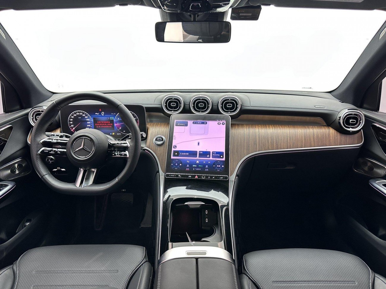 Mercedes-Benz GLC 300 L 2023