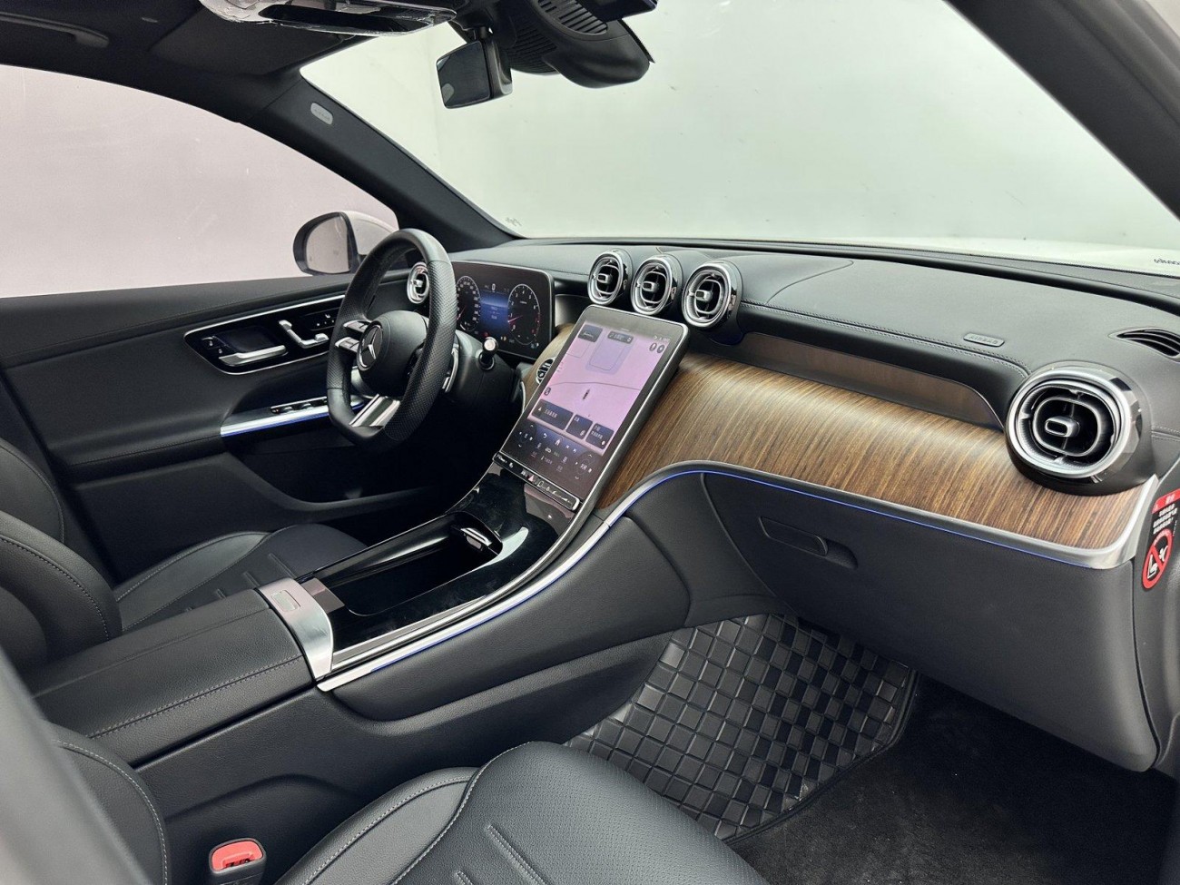Mercedes-Benz GLC 300 L 2023