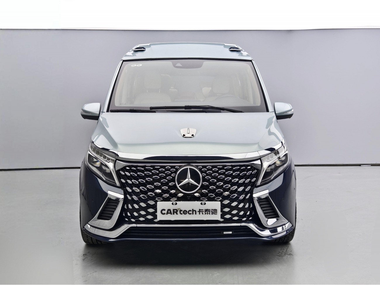 Mercedes-Benz V 2022