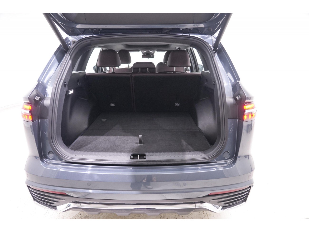 Geely Xingyue L 2023