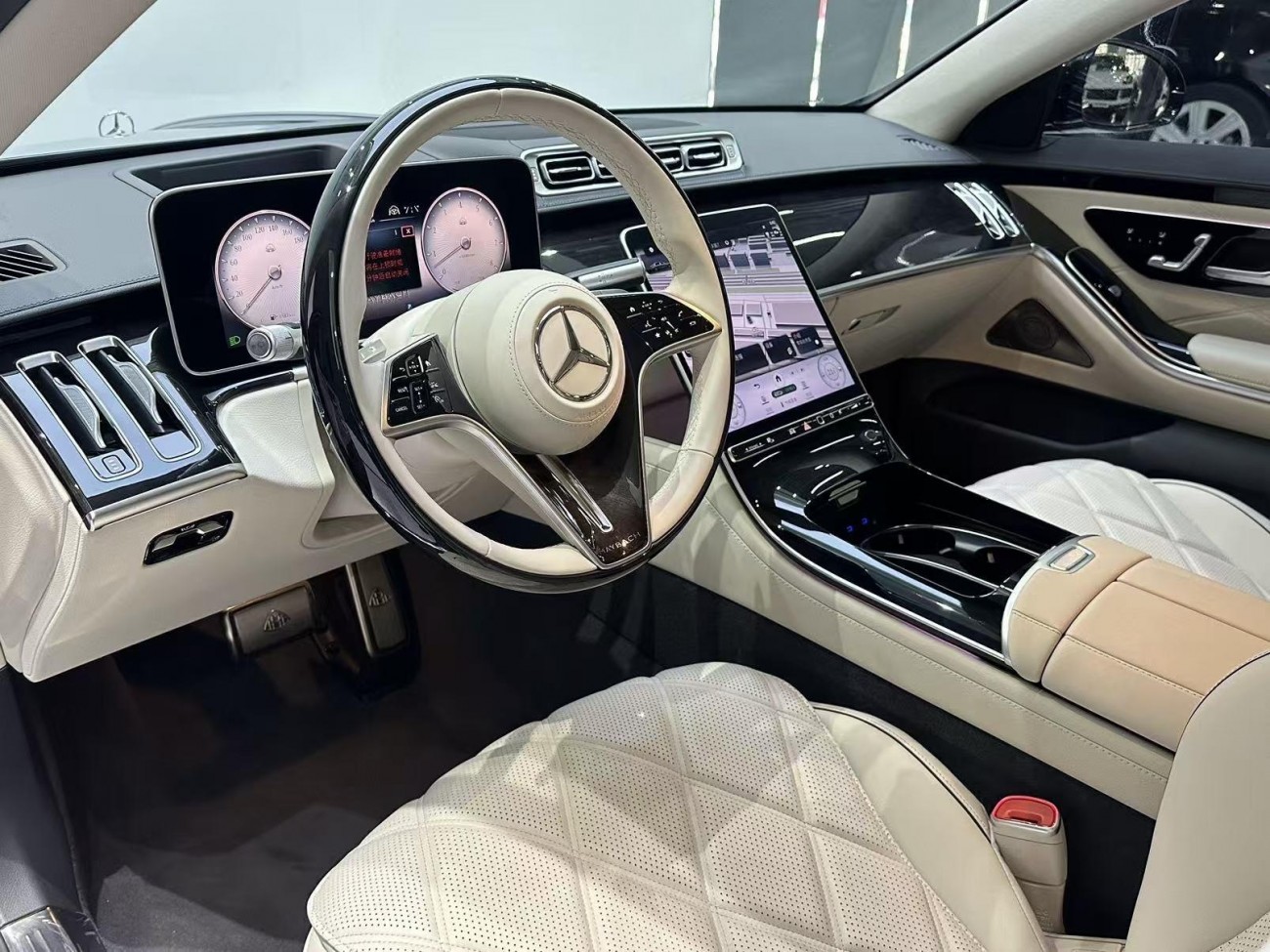 Mercedes-Benz S 480 4MATIC 2025