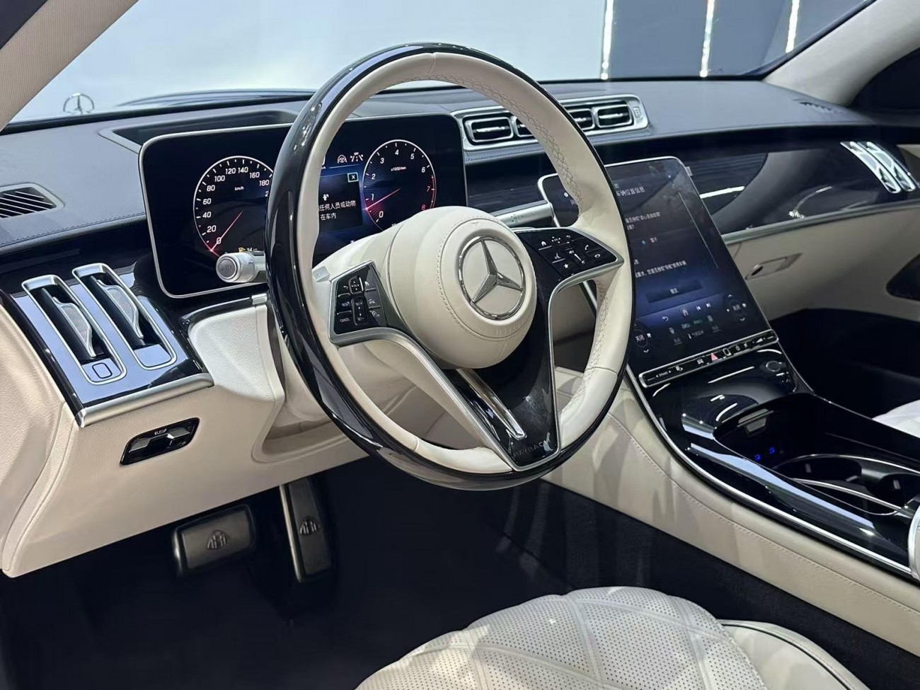 Mercedes-Benz S 480 4MATIC 2025