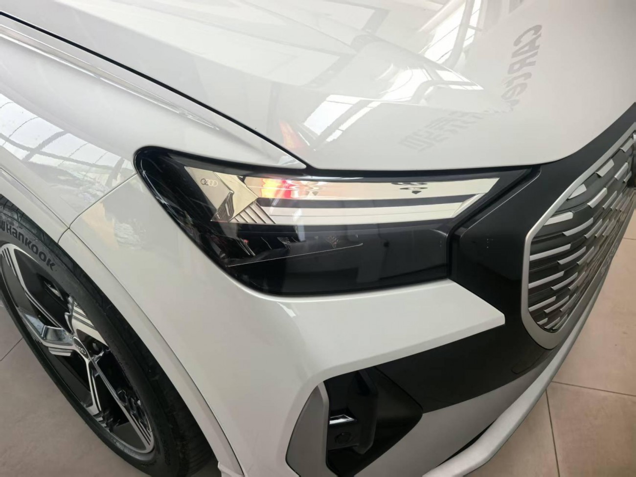 Audi Q4 e-tron 2024