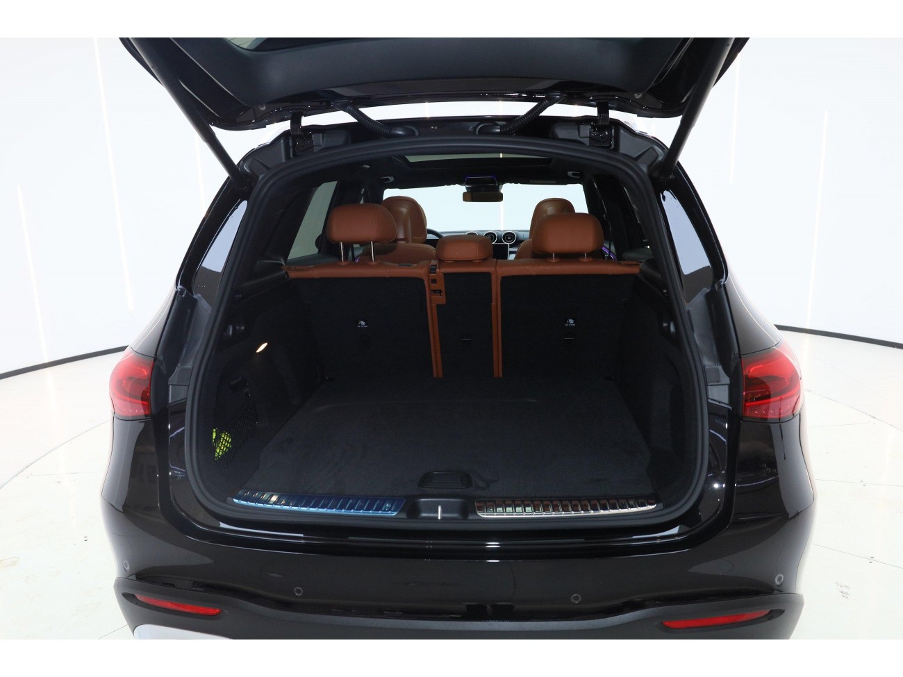 Mercedes-Benz GLC 260 L 2025