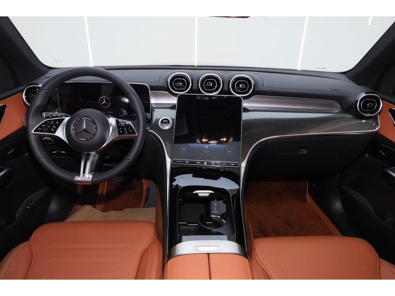 Mercedes-Benz GLC 260 L 2025