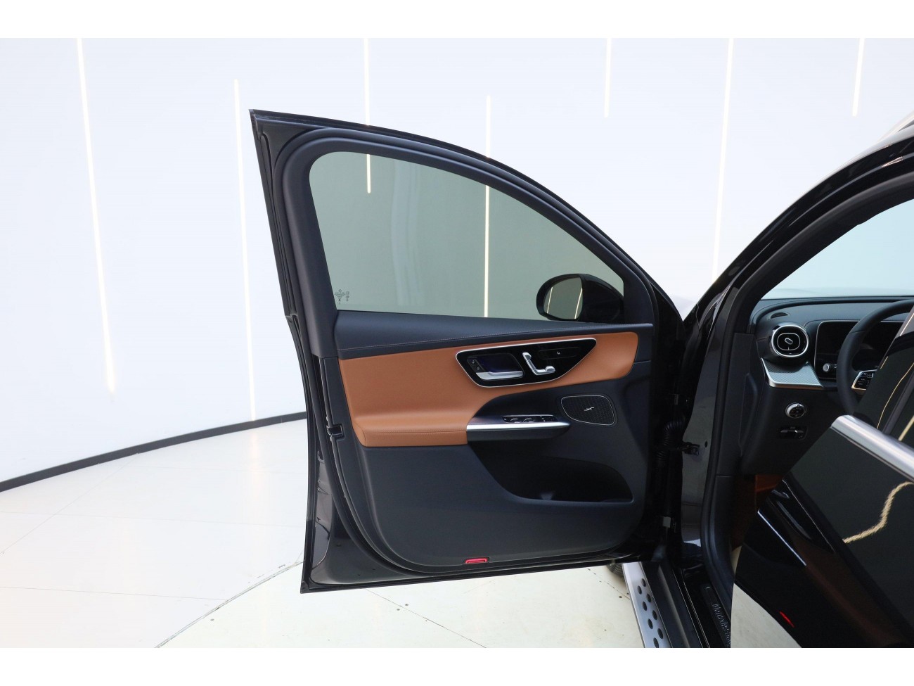Mercedes-Benz GLC 260 L 2025