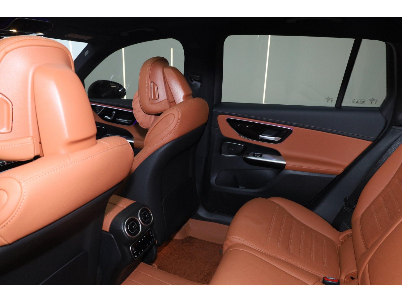 Mercedes-Benz GLC 260 L 2025