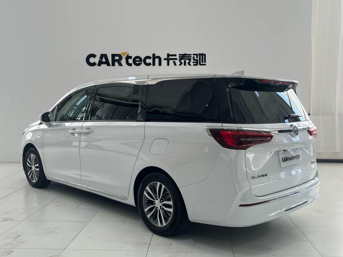 Buick GL8 2023