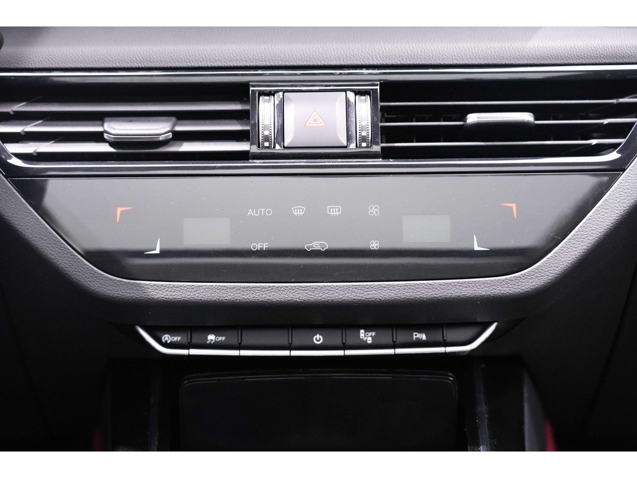 Hongqi HS5 2023