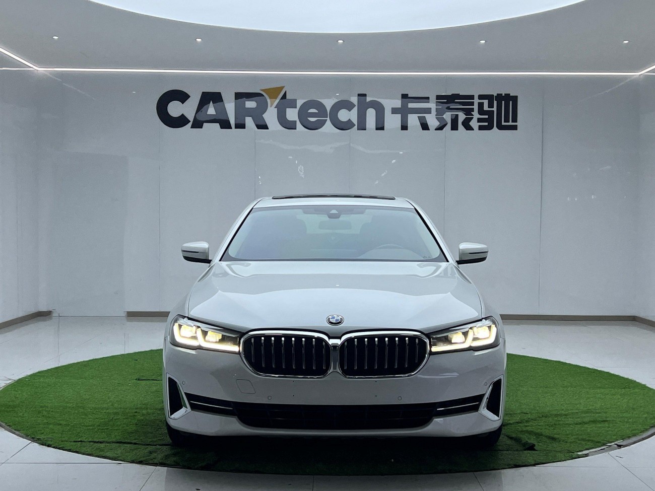 BMW 530Li 2022