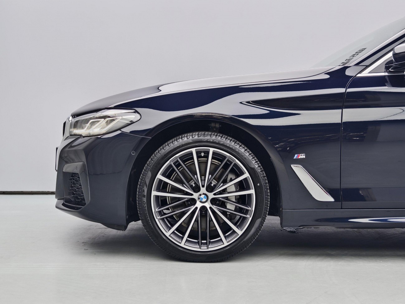 BMW 530Li 2022