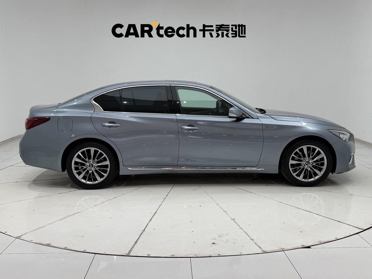 Infiniti Q50L 2018
