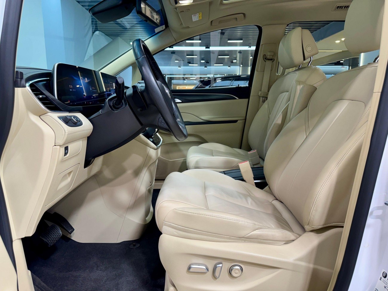 Buick GL8 2023