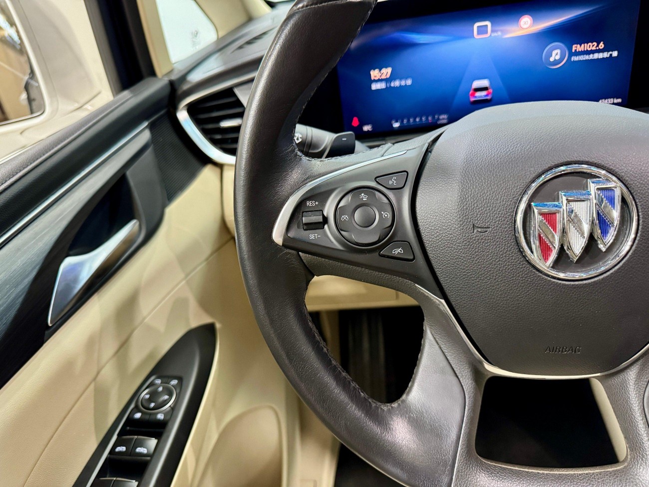 Buick GL8 2023