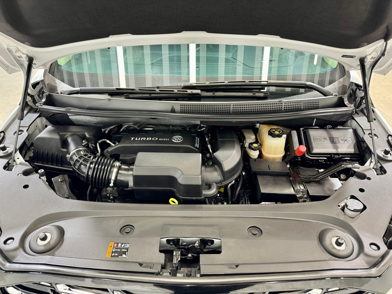Buick GL8 2023