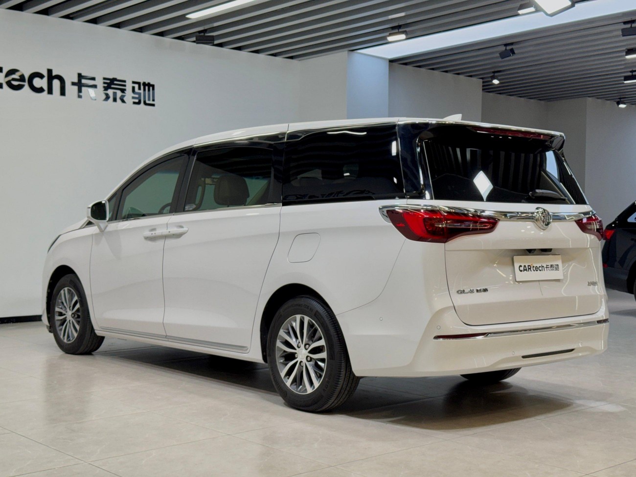 Buick GL8 2023