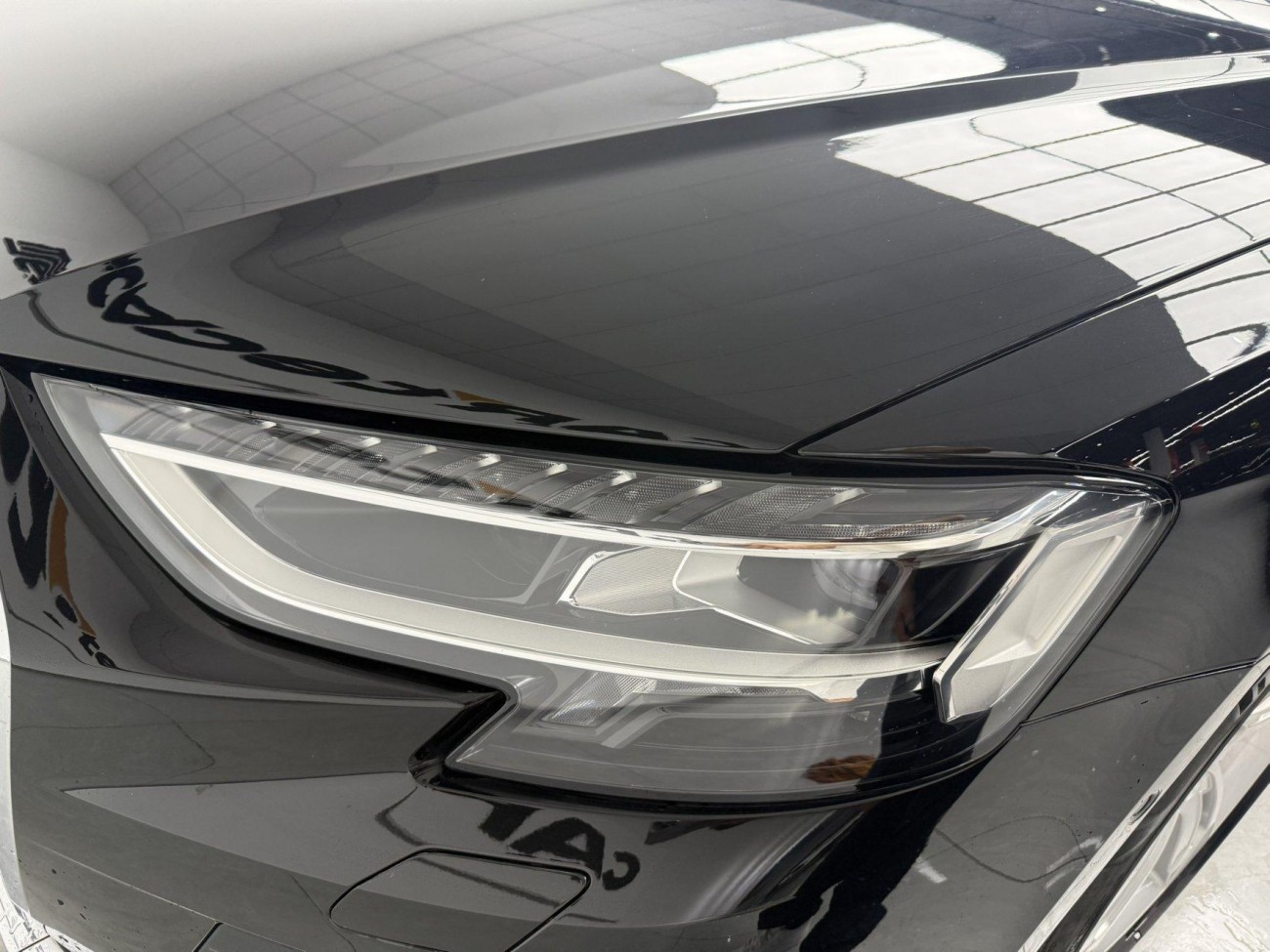 Audi A8L 50 TFSI 2023