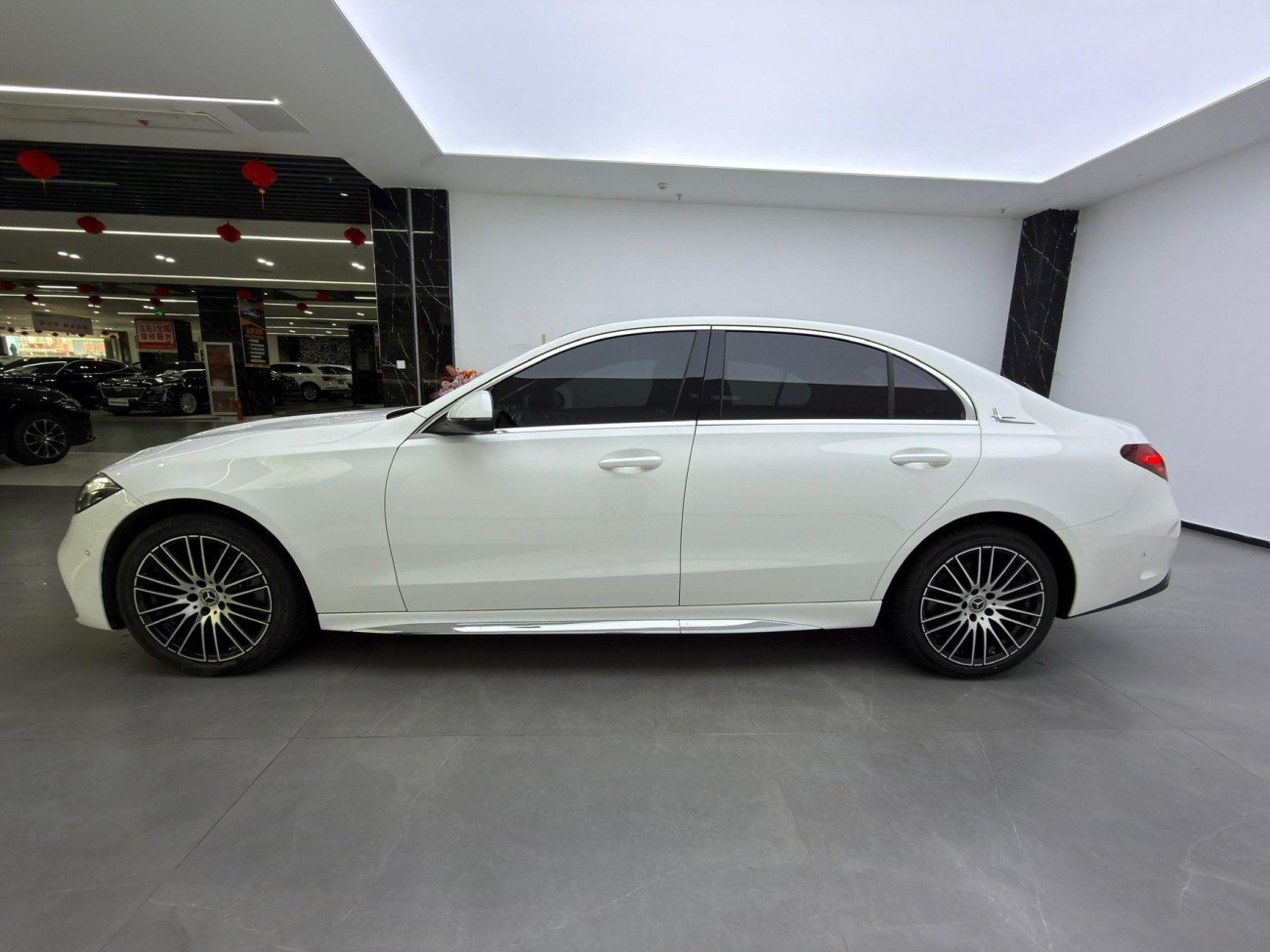 Mercedes-Benz C 260 L 2024