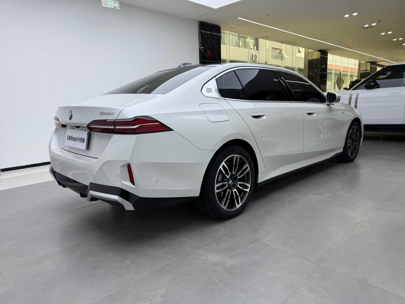 BMW 530Li 2024