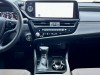Lexus ES 200 2024