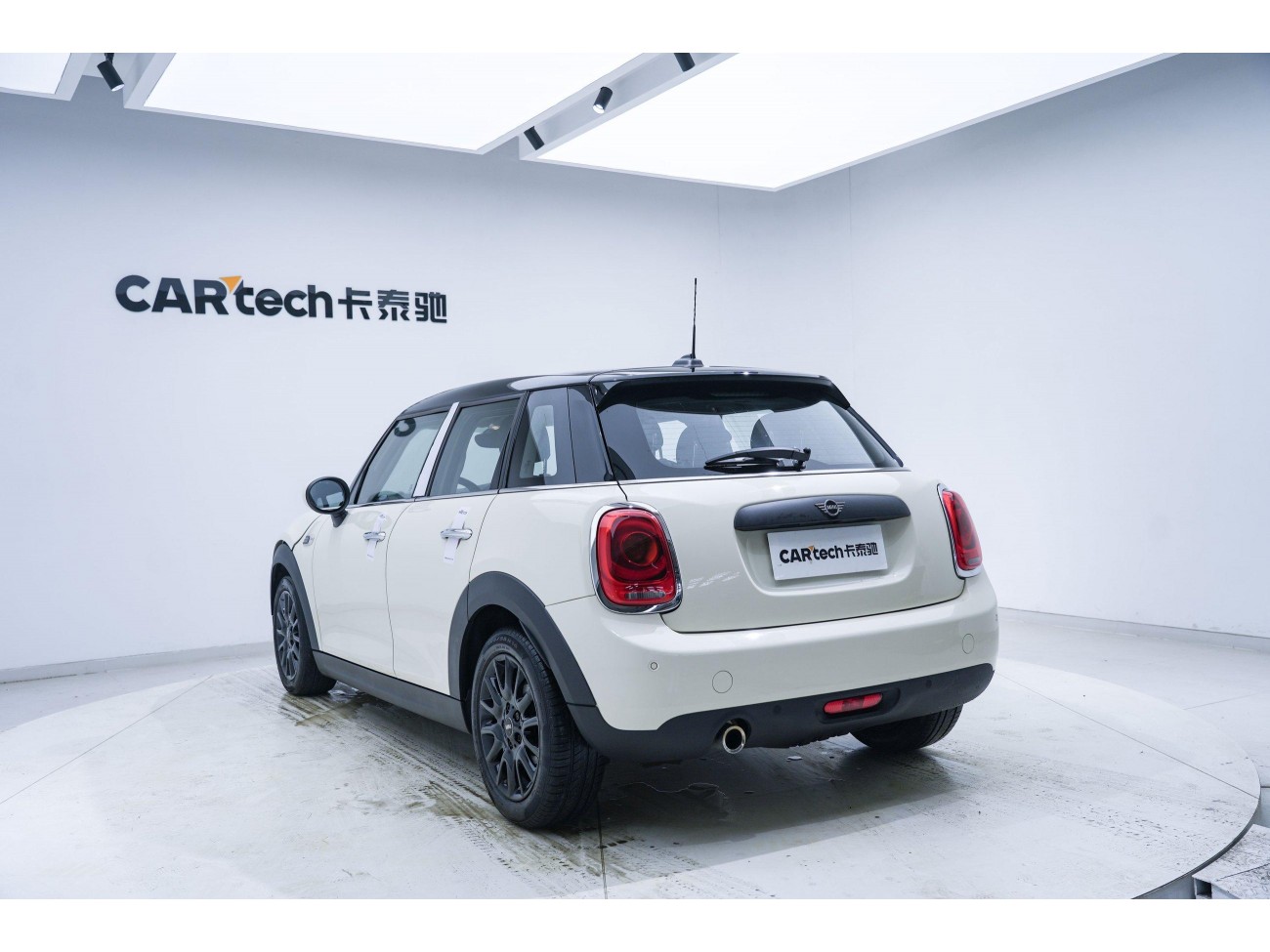 Mini ONE 2019
