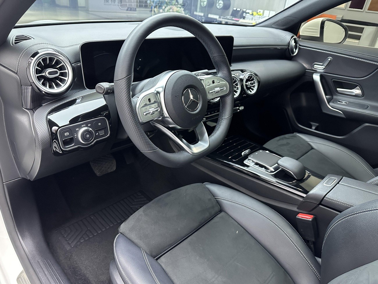 Mercedes-Benz A 200 L 2020