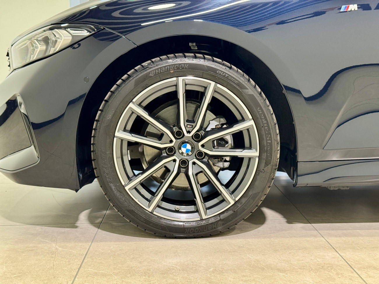 BMW 325Li 2026