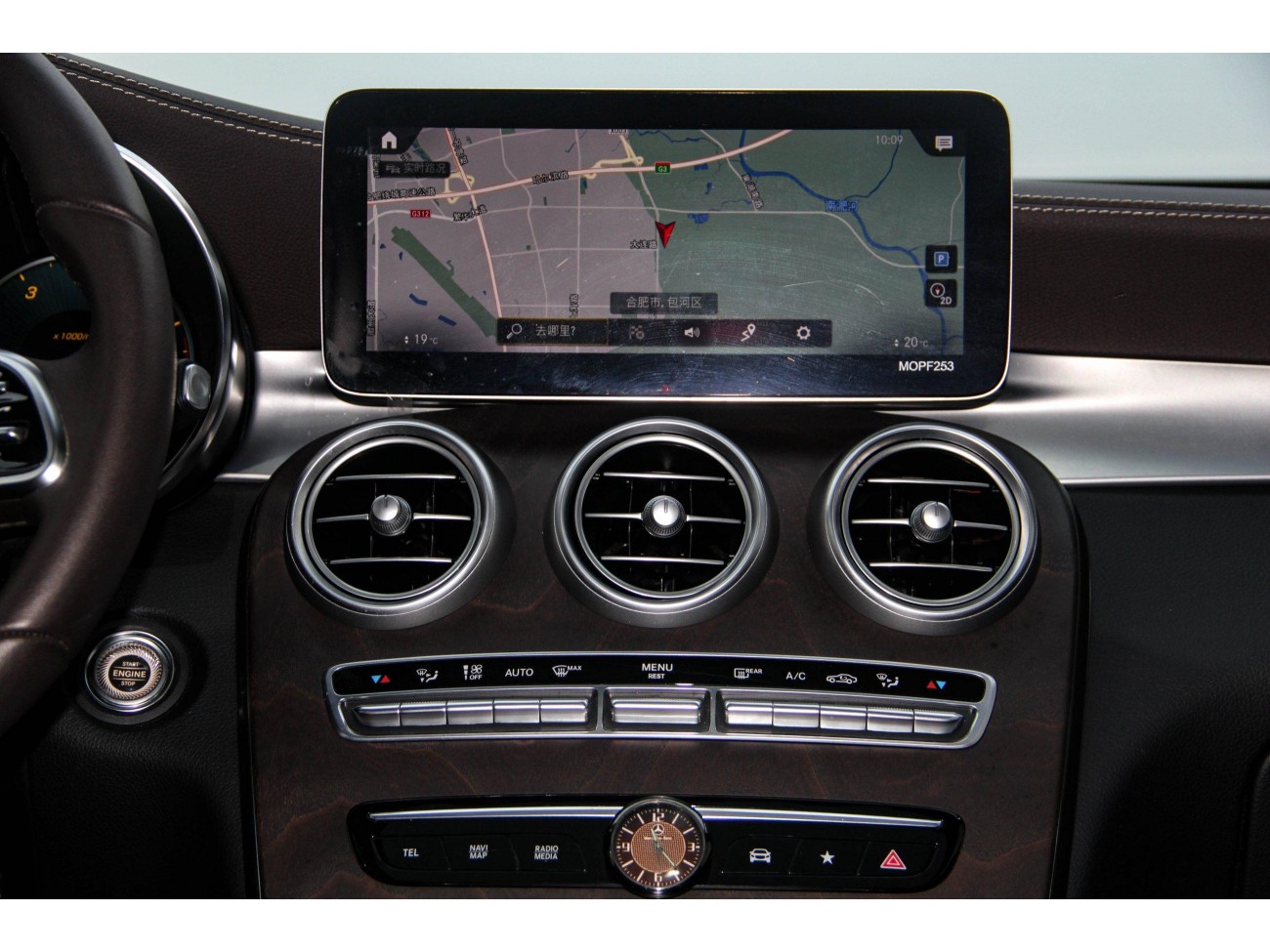 Mercedes-Benz GLC 260 L 2021