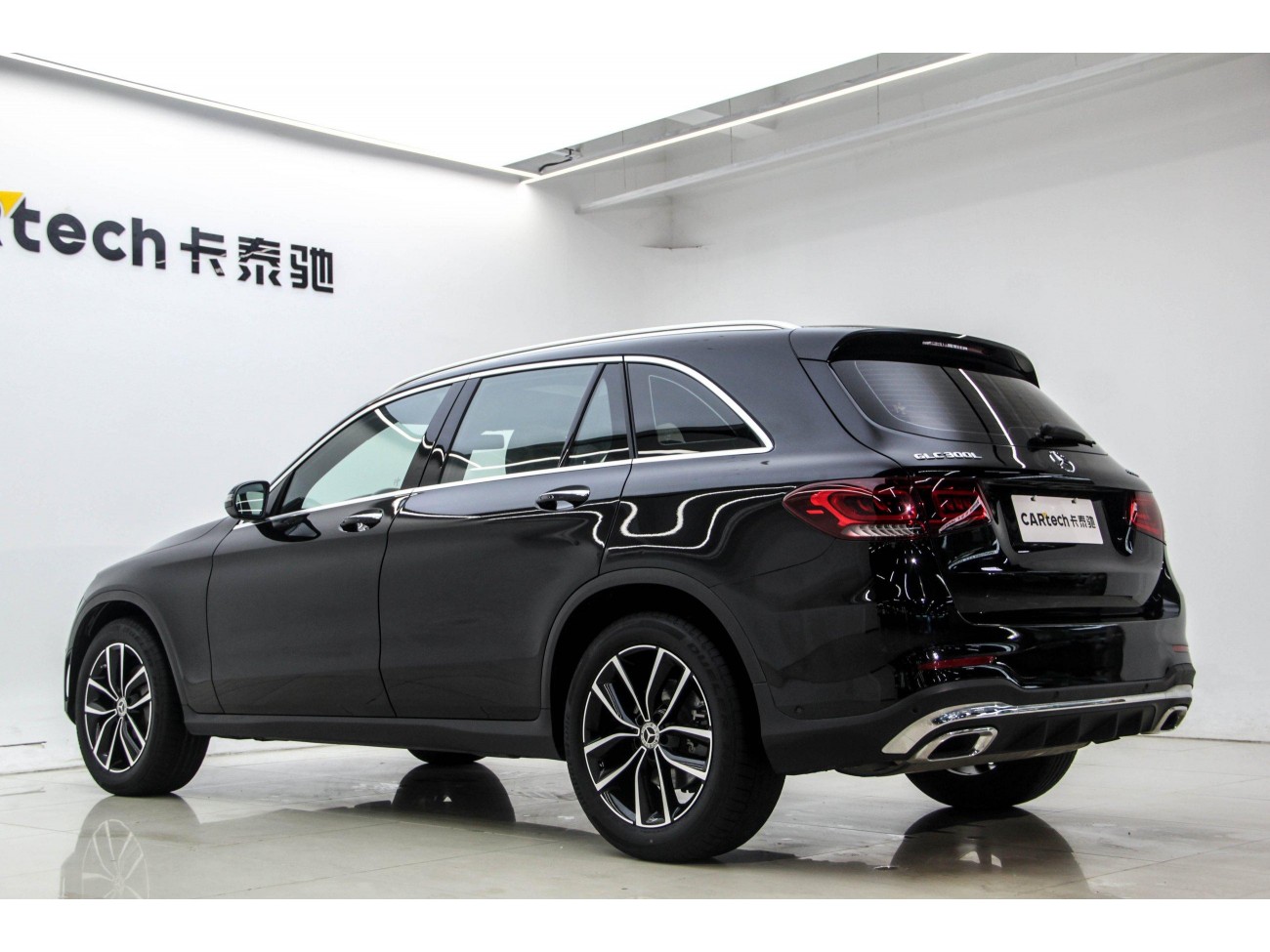 Mercedes-Benz GLC 260 L 2021