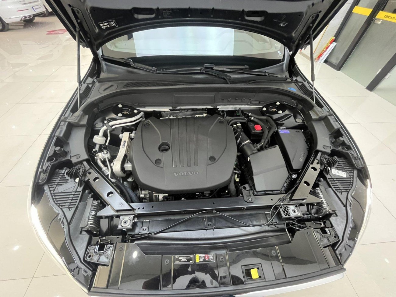 Volvo XC60 2022