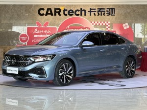 Volkswagen Passat 2021