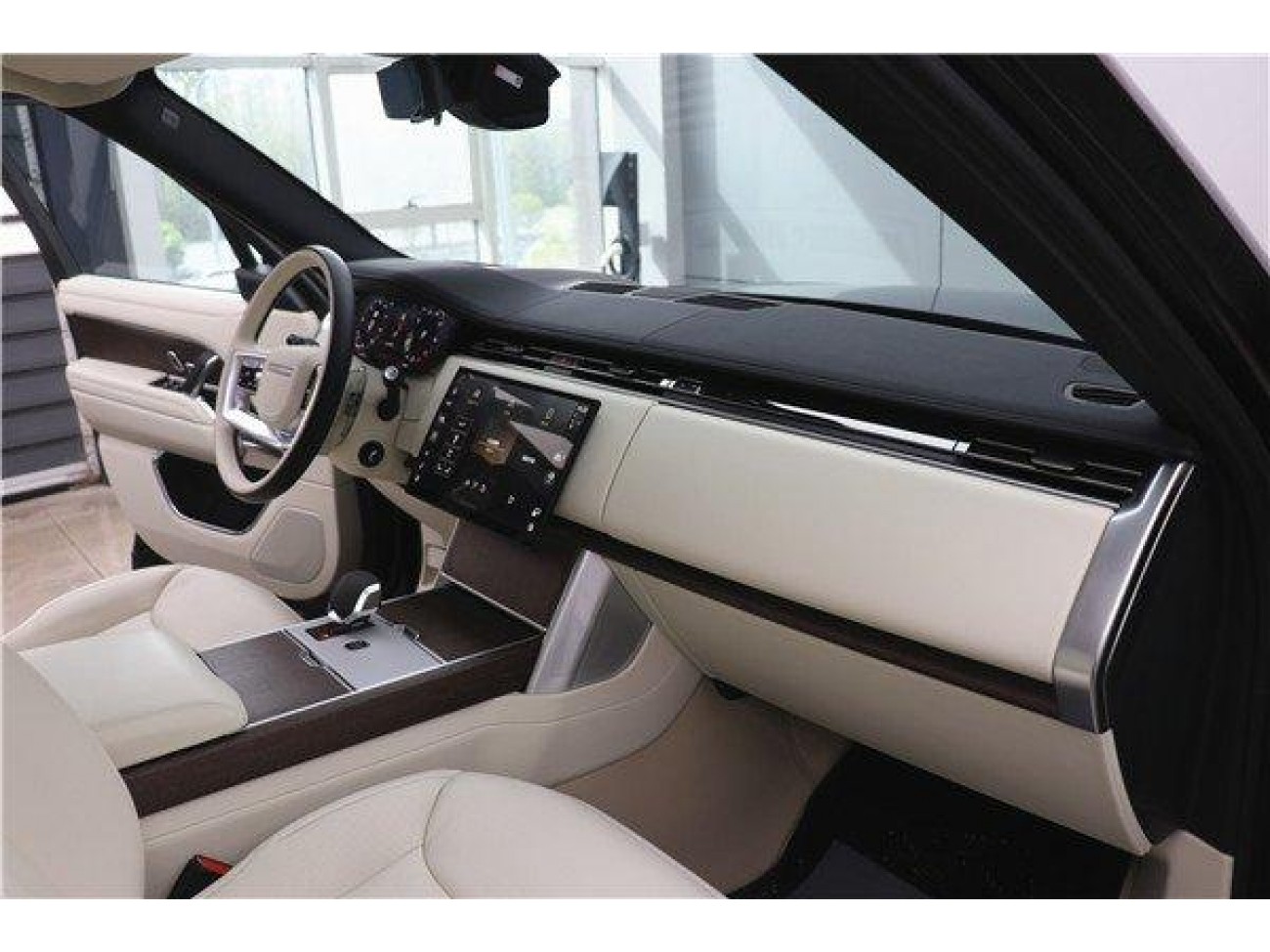 Land Rover Range Rover 2024