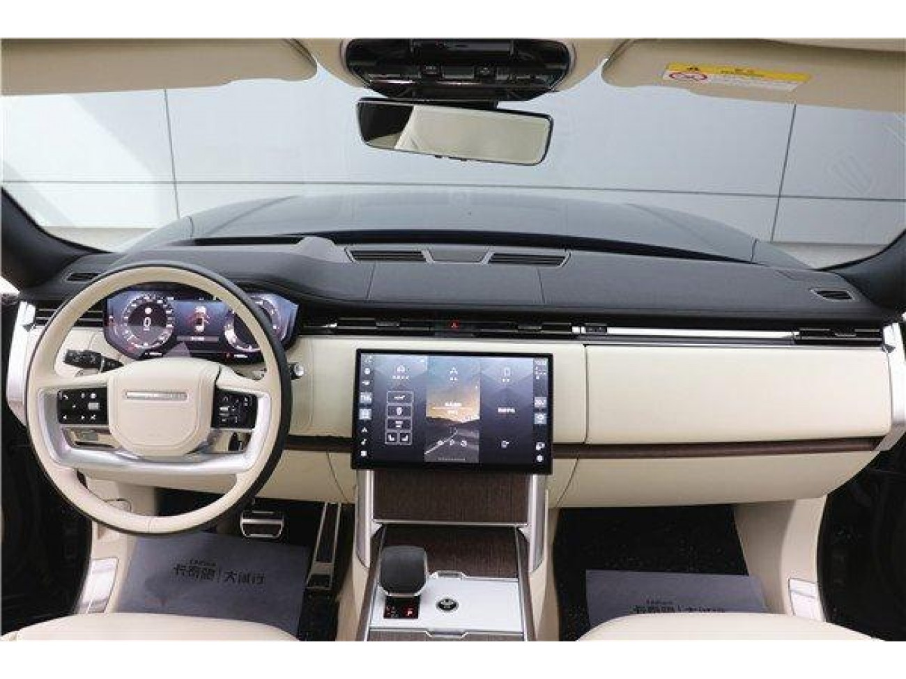 Land Rover Range Rover 2024