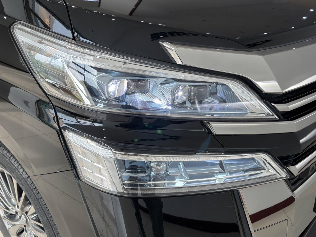 Toyota Vellfire 2021