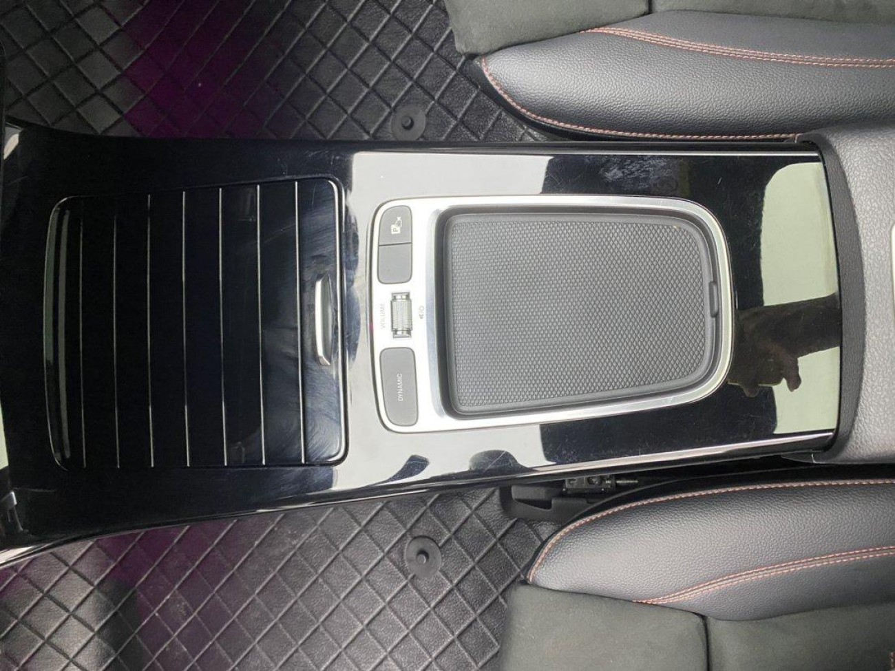 Mercedes-Benz A 200 L 2025
