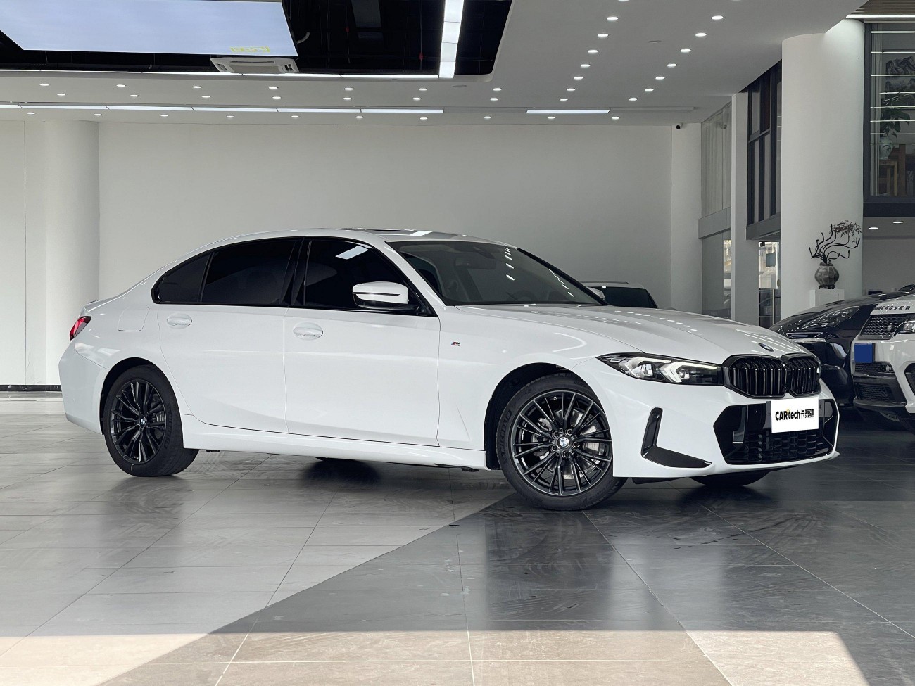 BMW 325Li 2024