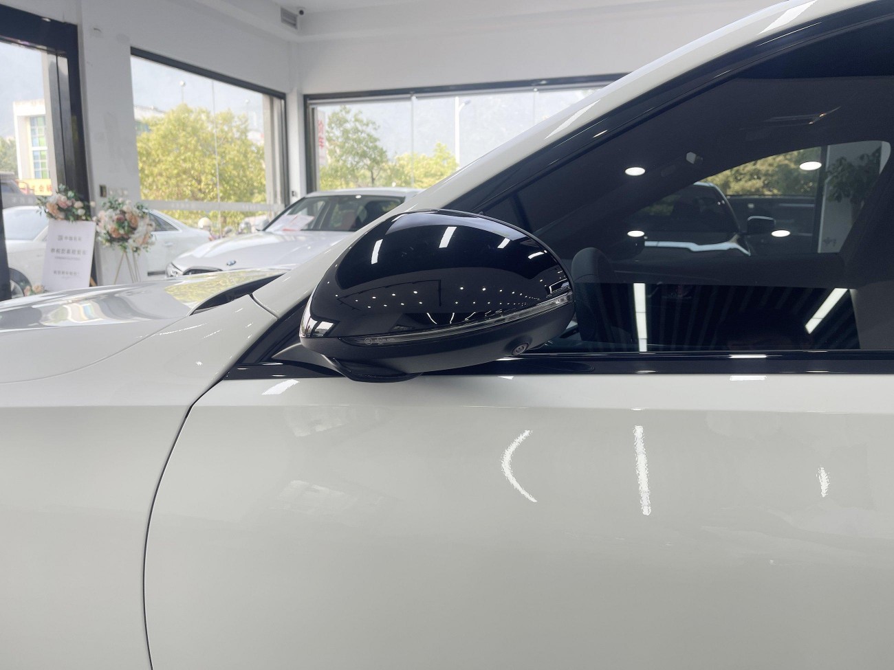 Mercedes-Benz C 260 L 2025
