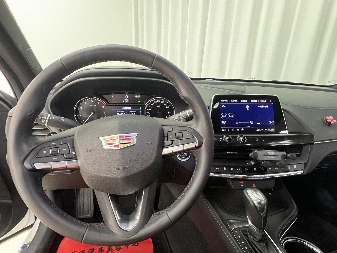 Cadillac CT4 2021