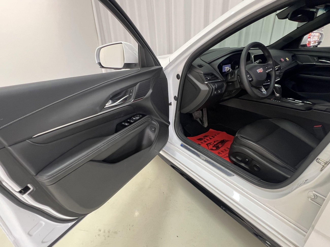 Cadillac CT4 2021