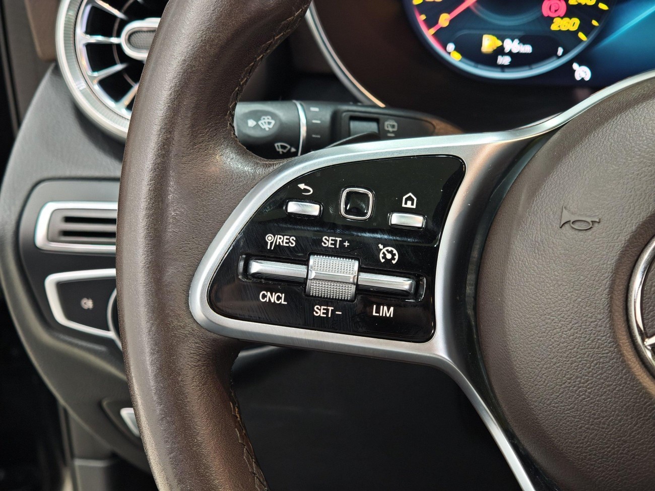 Mercedes-Benz GLC 300 L 2022