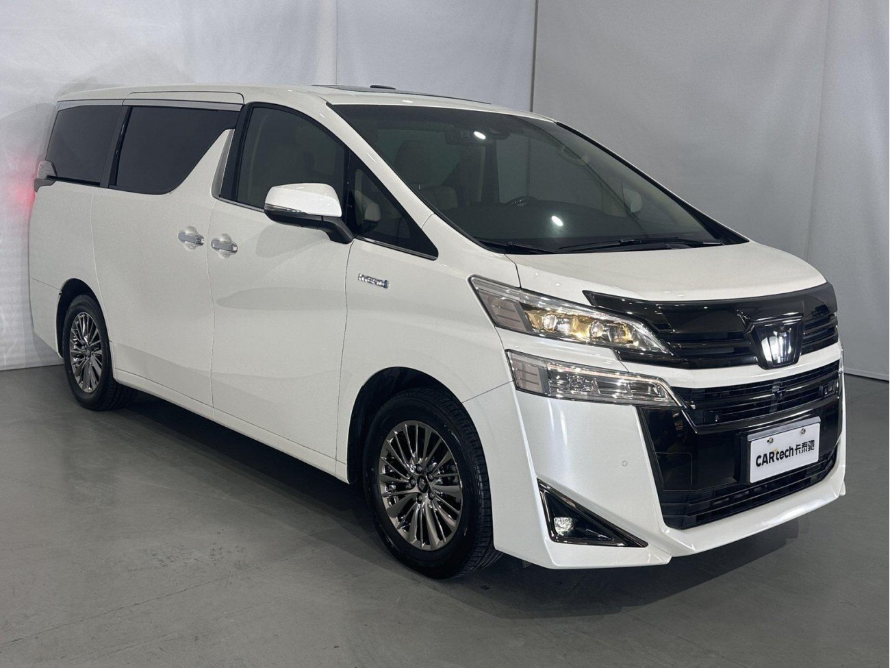 Toyota Alphard 2023