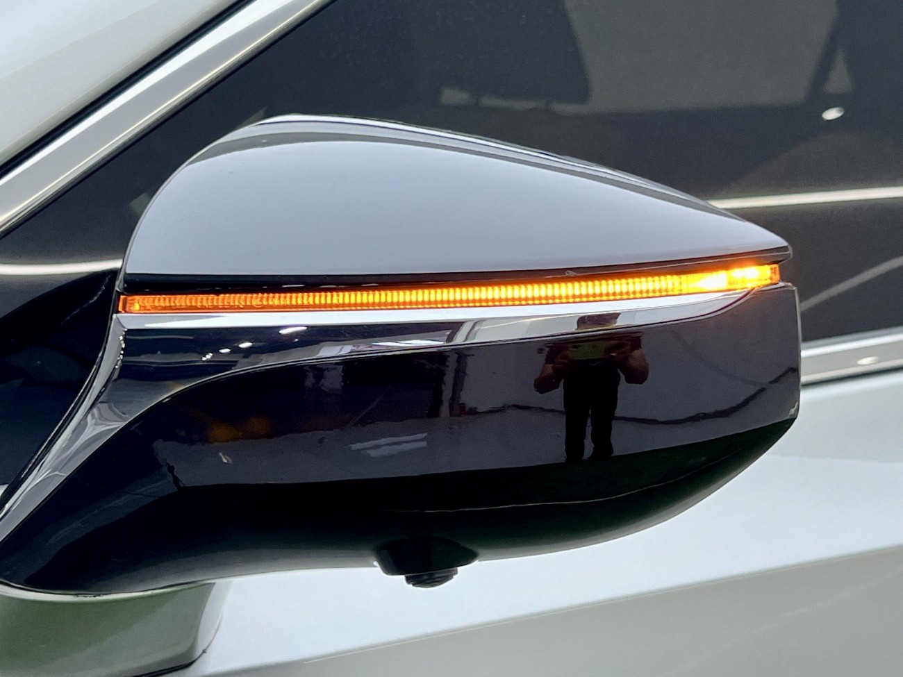 Lexus ES 200 2021