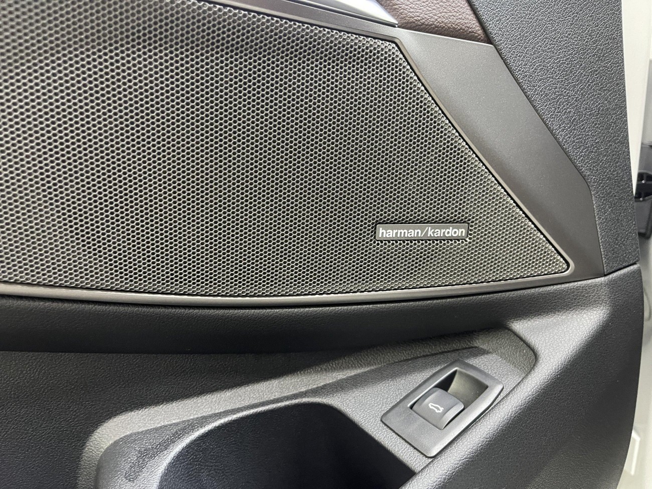 BMW 325Li 2022
