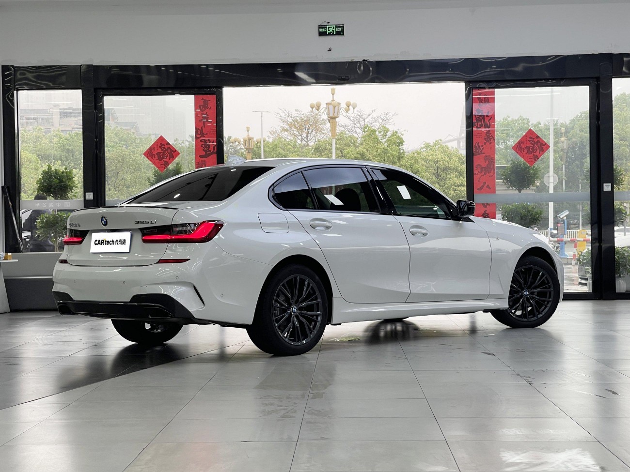 BMW 325Li 2022