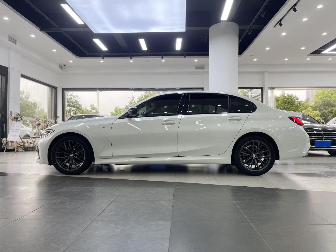 BMW 325Li 2022